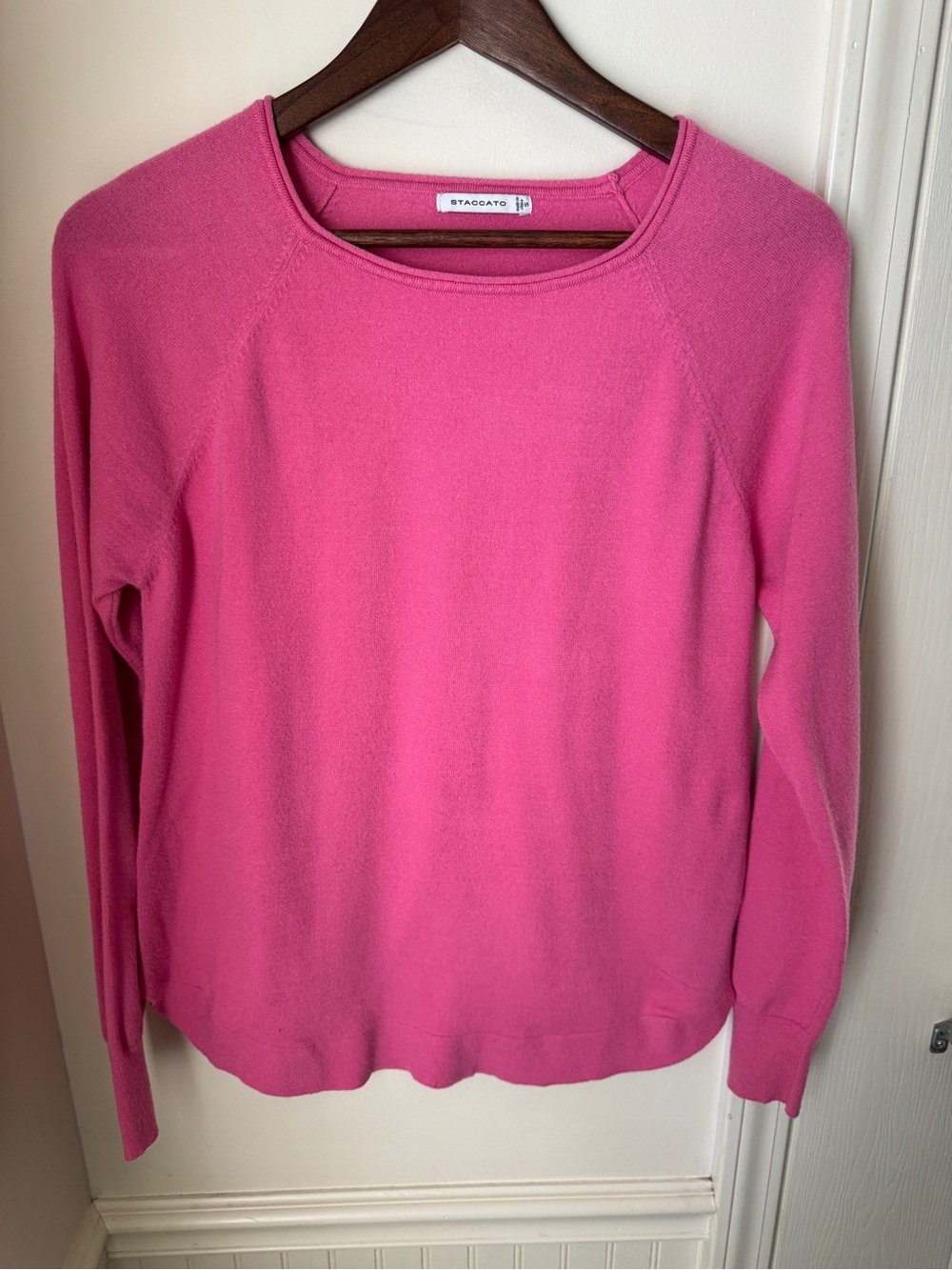 Staccato Vibrant Pink Sweater Size Small